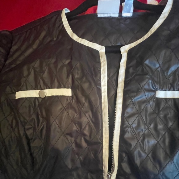 Zynergy by Chico’s sz 2 Black Jacket - Picture 3 of 8